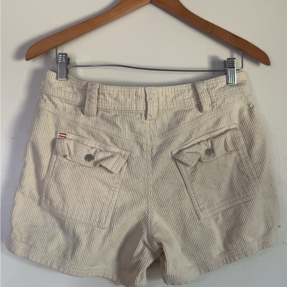 Urban Outfitters Cream Cargo Shorts, size 4